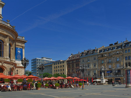 Alte Oper mit Häusern - Hessen (Frankfurt am Main)