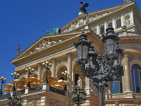 Alte Oper mit Laterne - Hessen (Frankfurt am Main)