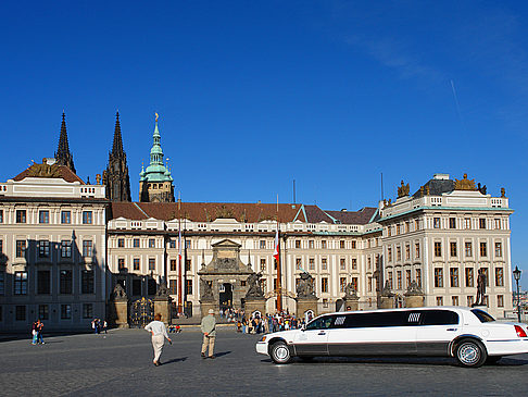 Hradschiner Platz Fotos