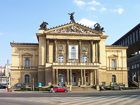 Fotos Stàtnì Oper | Prag